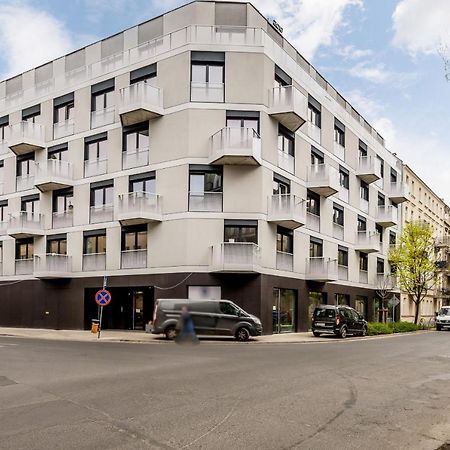 Apartments Poznan Fabryczna By Renters Bagian luar foto