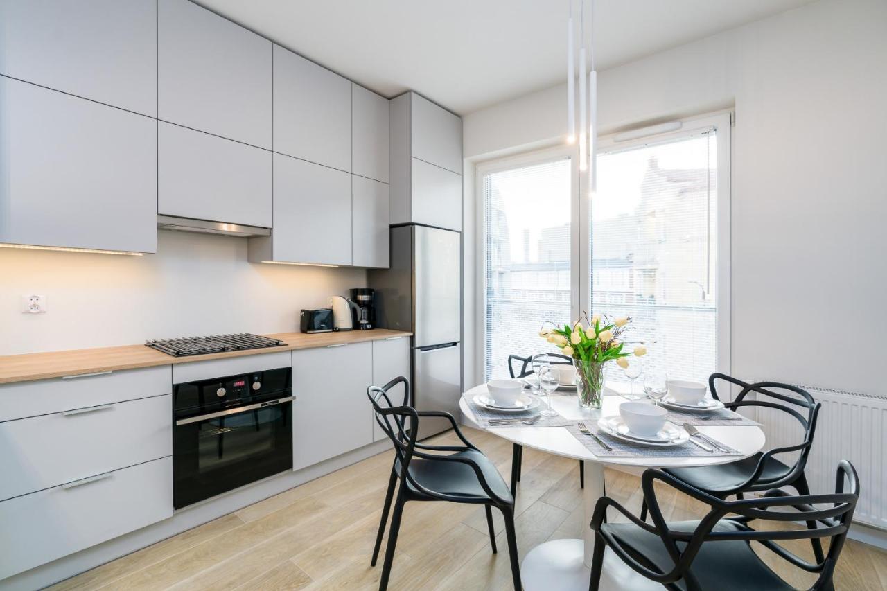 Apartments Poznan Fabryczna By Renters Bagian luar foto