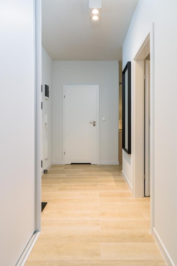 Apartments Poznan Fabryczna By Renters Bagian luar foto